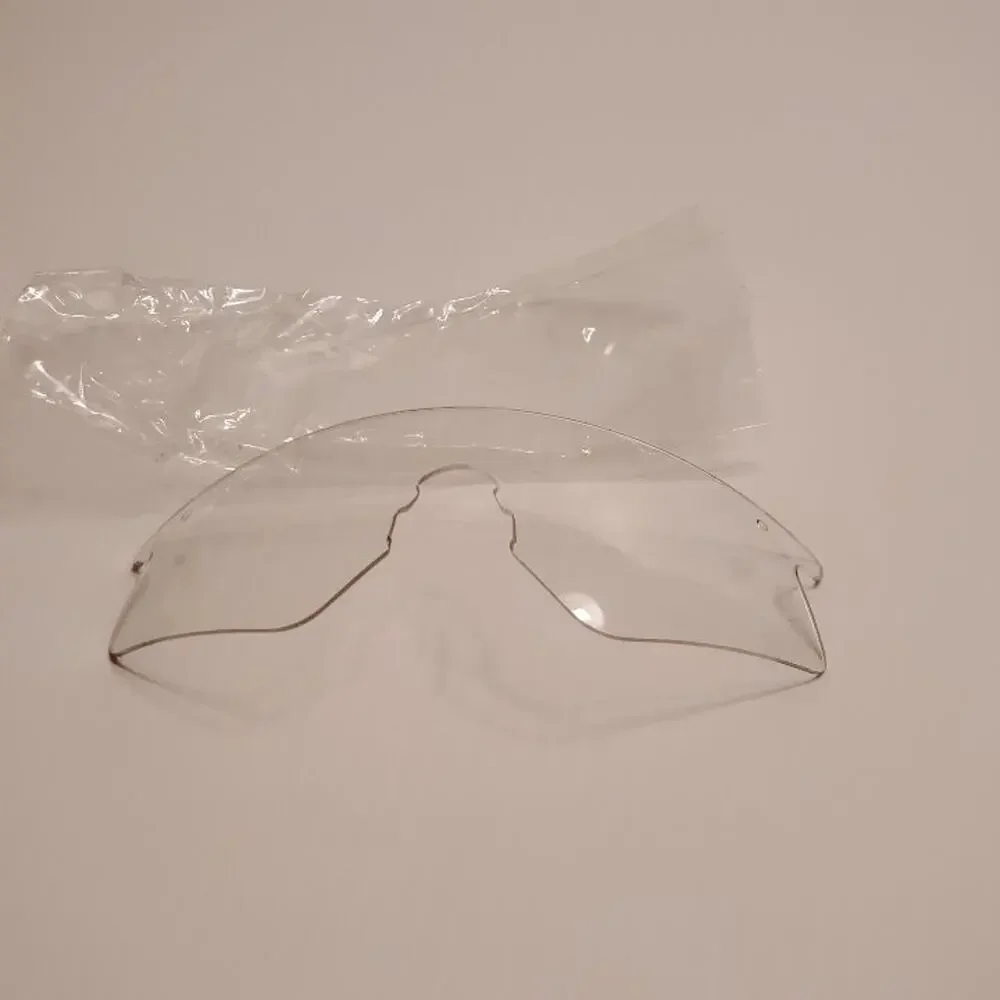 SMITH OCULAR DOCKING SUNGLASSES SYSTEM Case and 2 sets of extra lenses